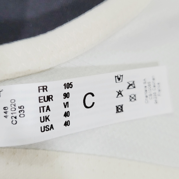 40C (US & UK) Chantelle 2102 Amazone Soft-Cup Wire Free Bra NWT - Picture 8 of 8